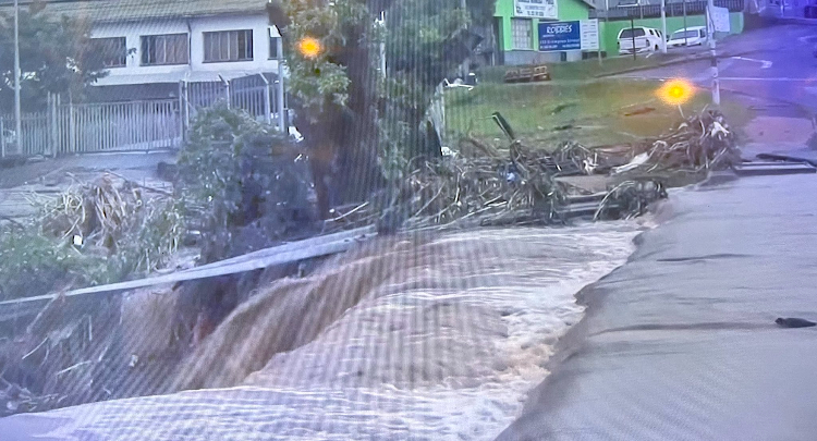 Extreme weather - South Africa flooding 2022