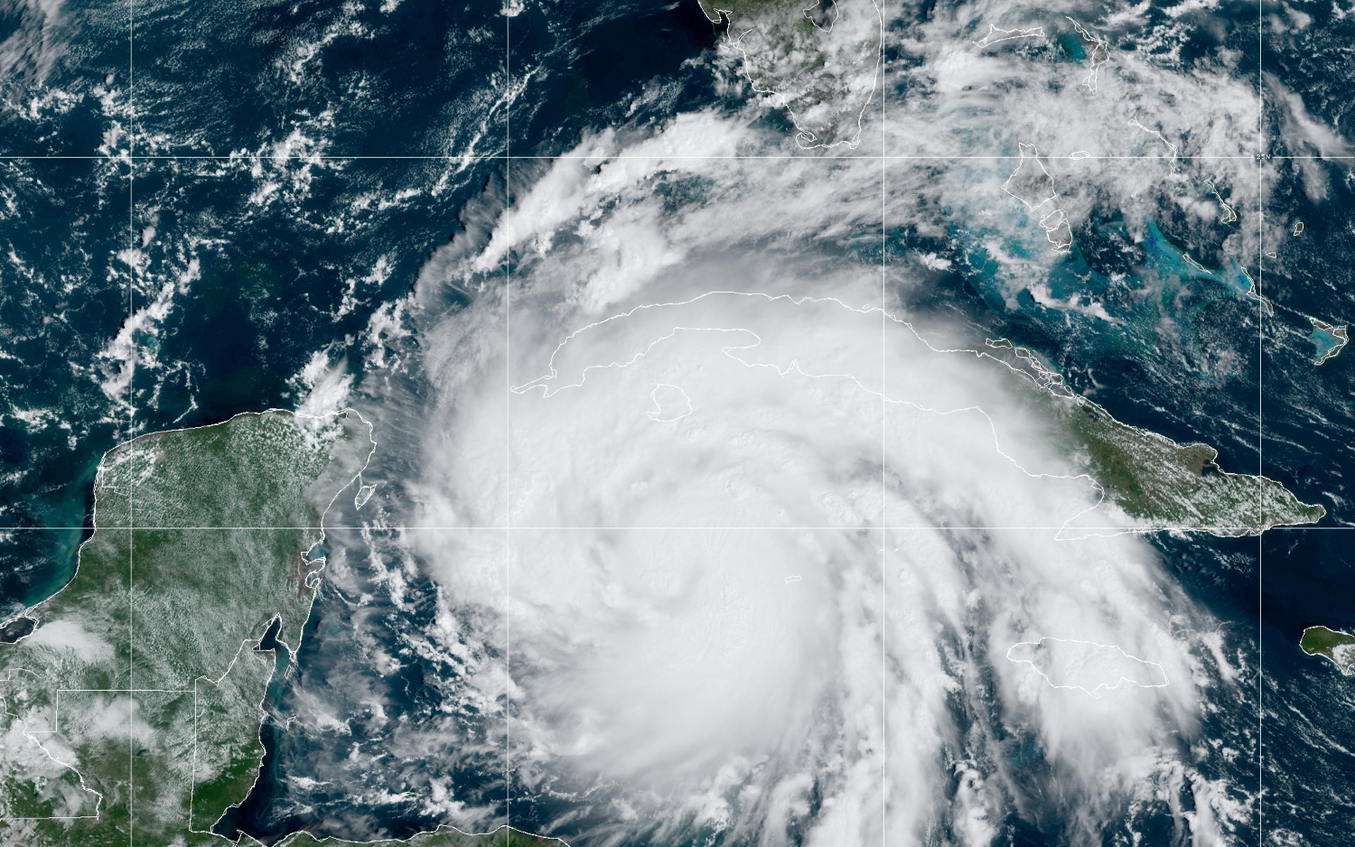 Ian Graduates to Hurricane Status